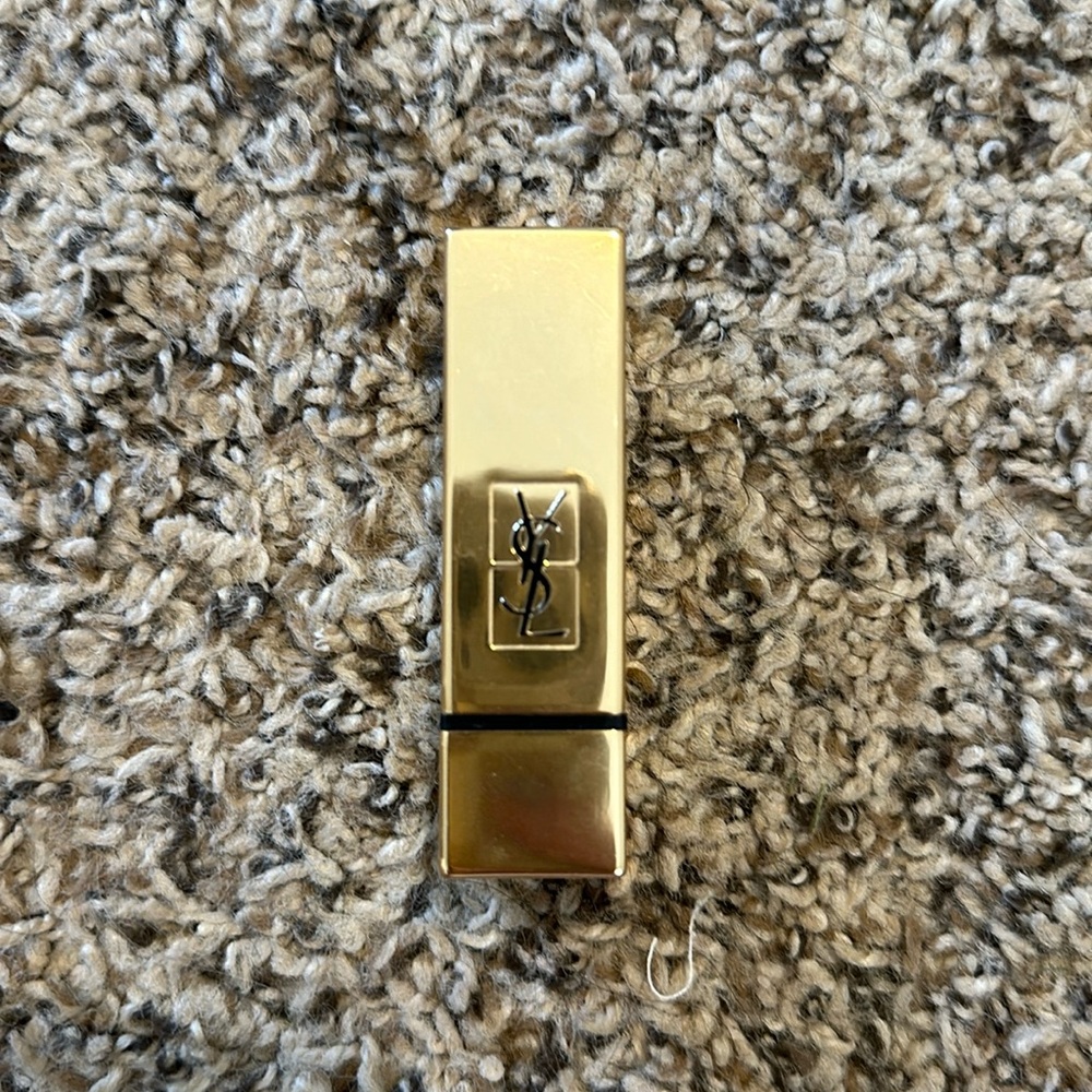 Swatched YSL Rouge Pur Couture - Shade 17